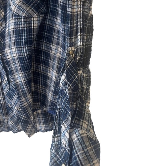 Kut From The Kloth Women's Size XS Blue Plaid Button Up Blouse - Picture 3 of 9